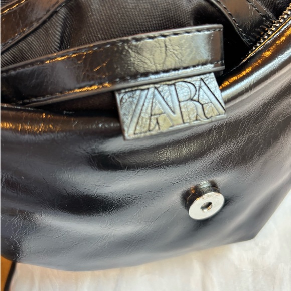 Zara Black Ruched Soft Shoulder Bag - Picture 4 of 5